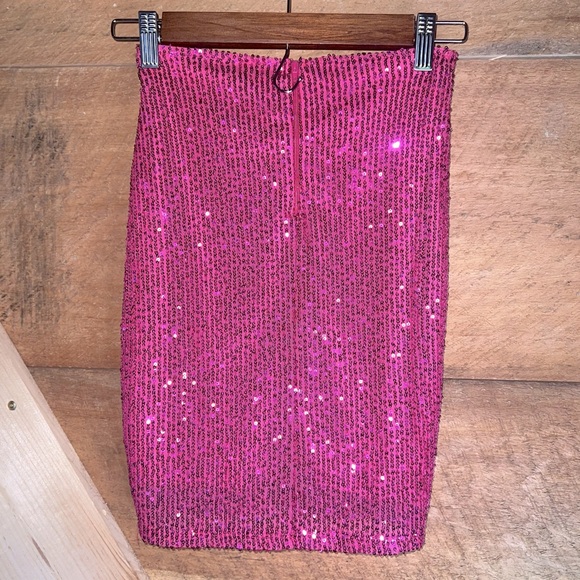 Windsor Marvel at me sequin mini skirt party hot pink women’s small - Picture 4 of 6